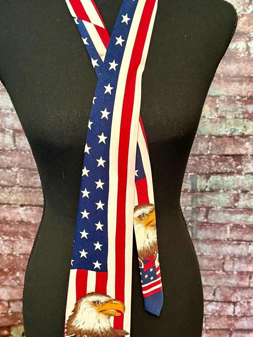 Patriotic Eagle American Flag Men's Tie - Red, White & Blue